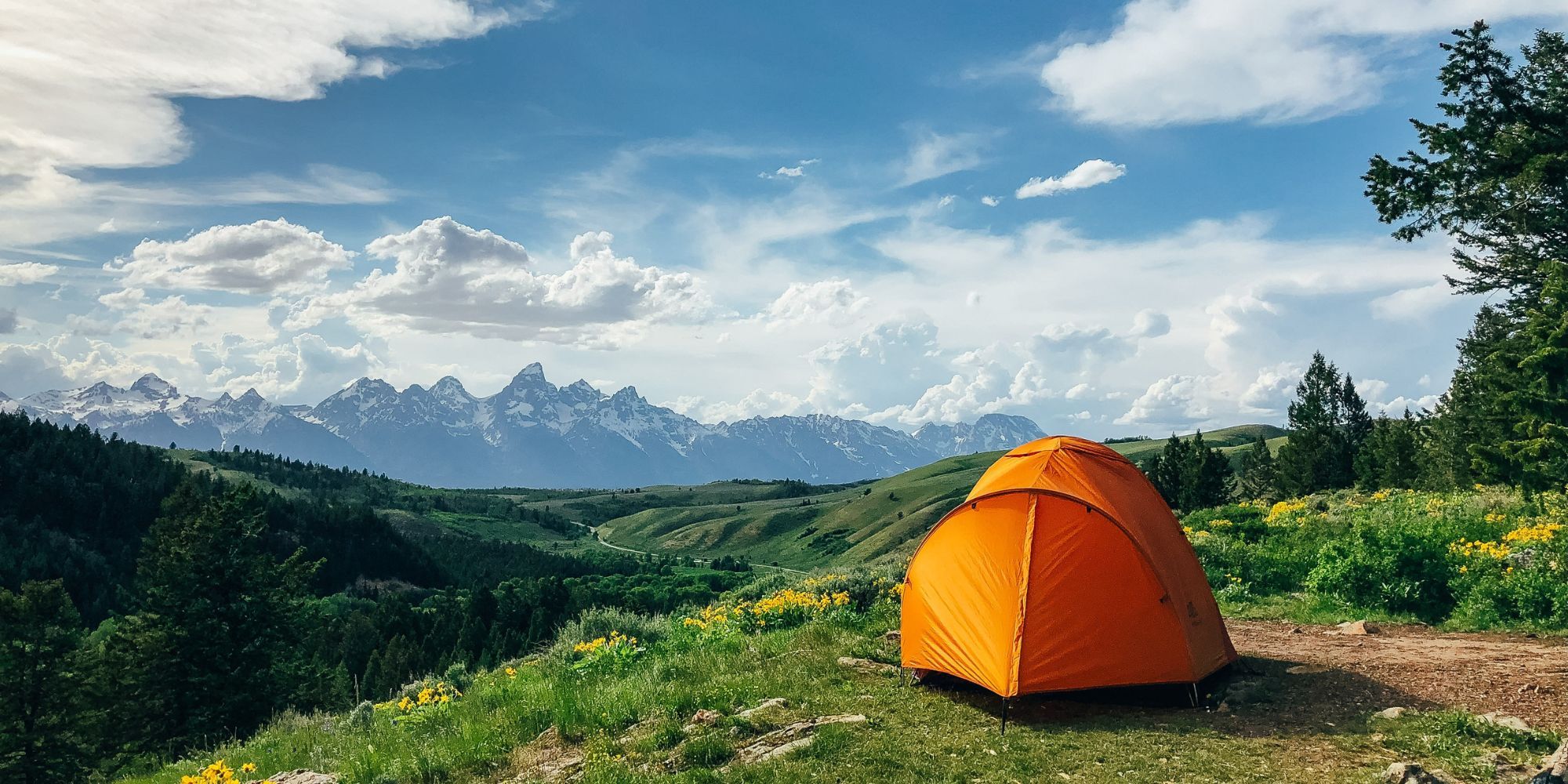 Pop up tent