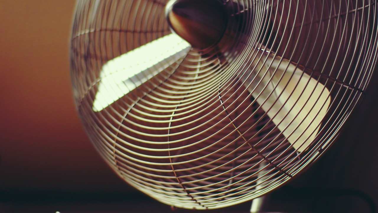 clip on fan