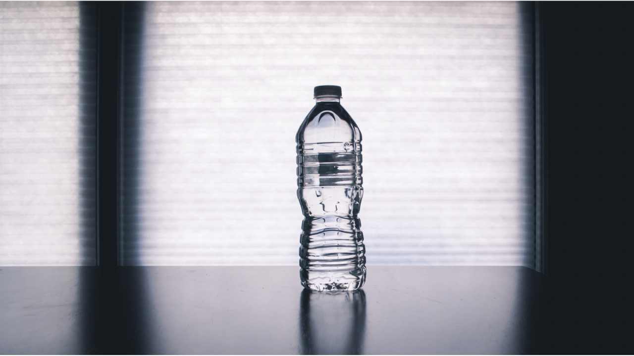 Water bottle organizer
